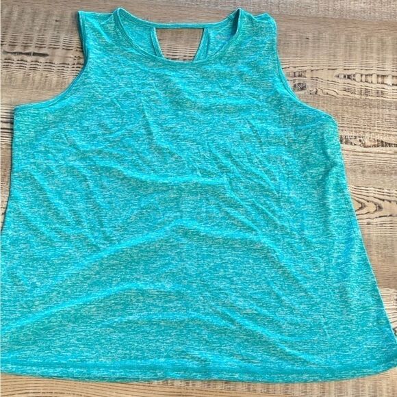 ID IDEOLOGY Women'Essentials Heathered Keyhole-Back Tank Top shirt tropical surf - Picture 11 of 13